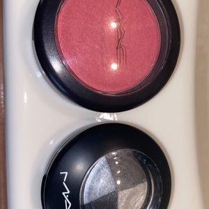 Mac makeup bundle